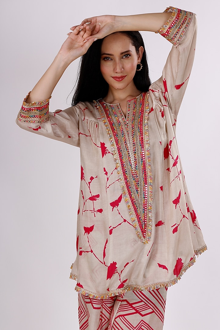 Cream & Pink Gajji Silk Floral Cowl Pant Set by Inddivogue at Pernia's Pop Up Shop