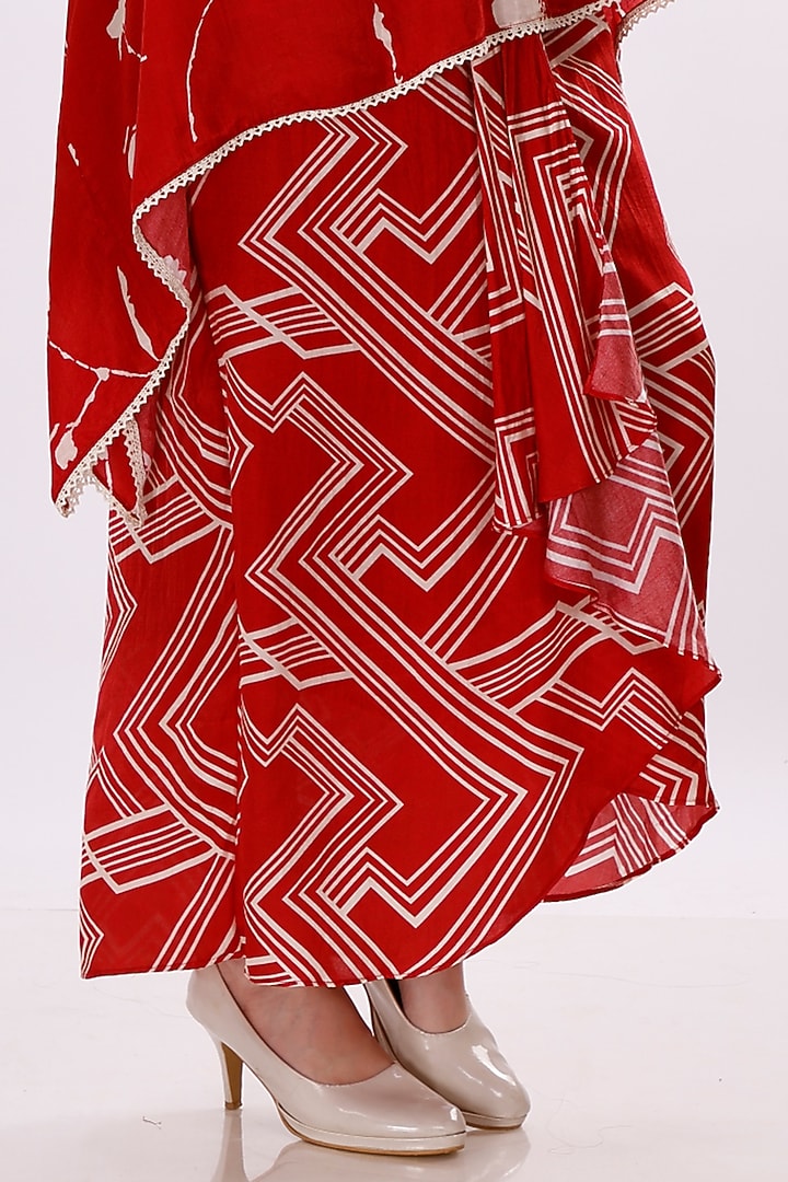 Red & Cream Gajji Silk Draped Skirt Set by Inddivogue at Pernia's Pop Up Shop