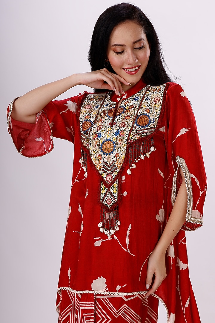 Red & Cream Gajji Silk Draped Skirt Set by Inddivogue at Pernia's Pop Up Shop