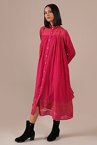 Red & Pink Handwoven Jamdani Tiered Shirt Dress by Indigo Dreams