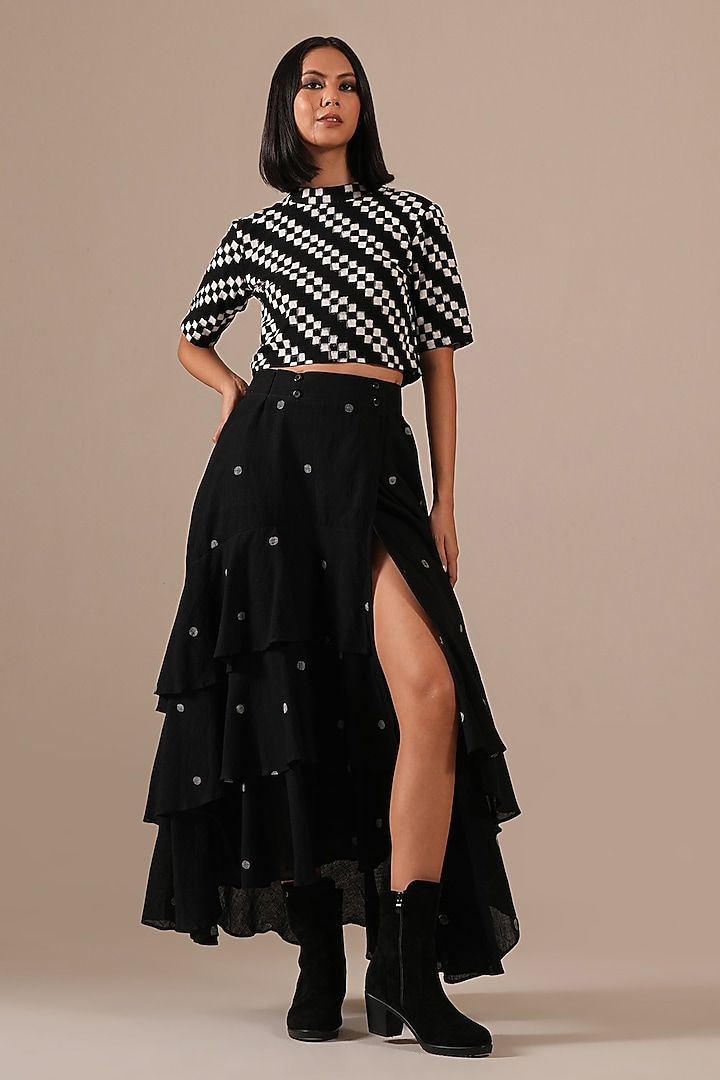 Black Handwoven Jamdani & Cotton Ruffled Layered Skirt Set by Indigo Dreams at Pernia's Pop Up Shop