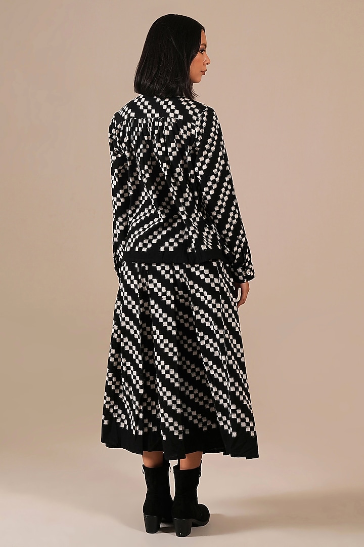 Black Handwoven Jamdani & Cotton Gathered Skirt Set by Indigo Dreams at Pernia's Pop Up Shop