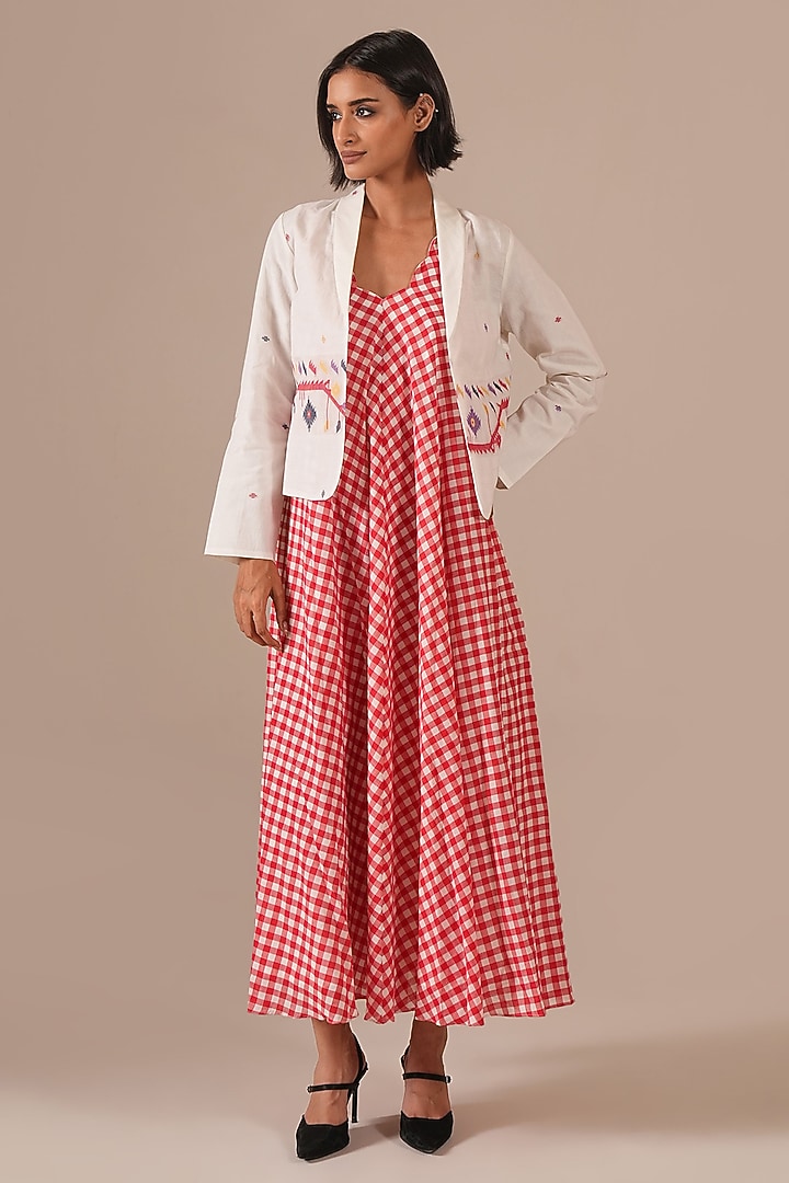 Red Handwoven Jamdani & Cotton Maxi Vacation Dress With Jacket by Indigo Dreams at Pernia's Pop Up Shop