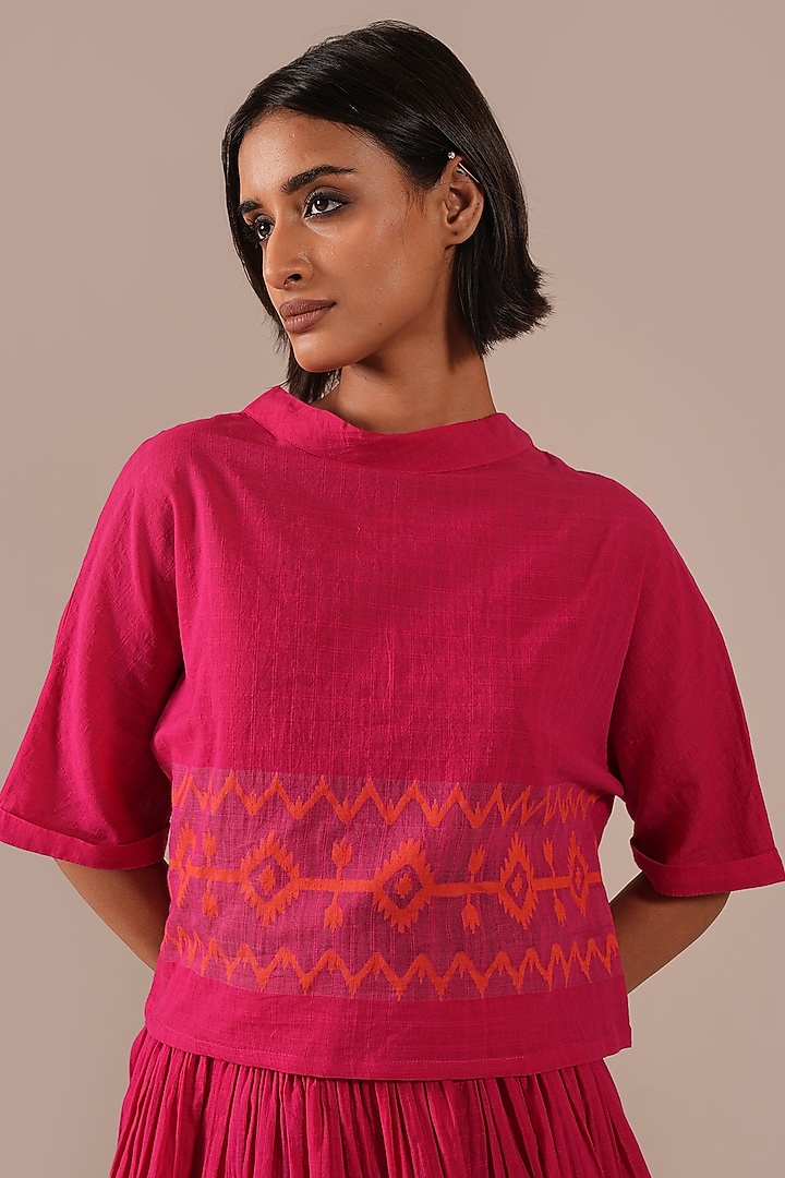 Red Handwoven Jamdani Skirt Set by Indigo Dreams at Pernia's Pop Up Shop