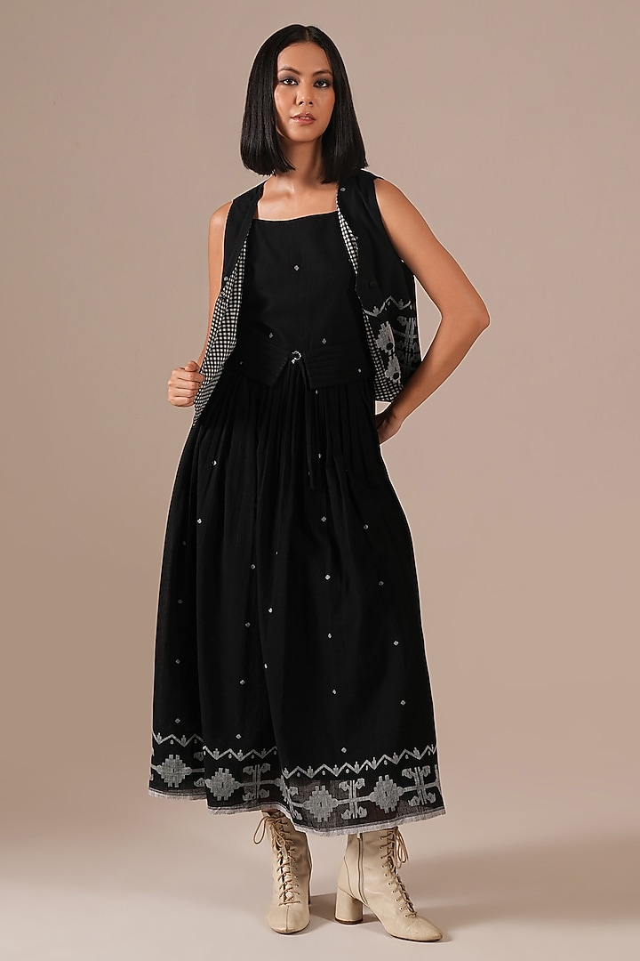 Black Handwoven Jamdani & Cotton Flared Vacation Dress With Waistcoat by Indigo Dreams at Pernia's Pop Up Shop