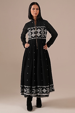 Black Handwoven Jamdani & Cotton Gathered Dress With Overlay by Indigo Dreams