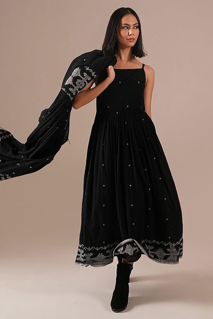 Black Handwoven Jamdani & Cotton Gathered Vacation Dress With Overlay by Indigo Dreams at Pernia's Pop Up Shop