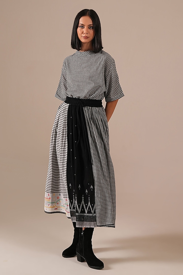 Black Handwoven Jamdani & Cotton Gathered Skirt Set by Indigo Dreams at Pernia's Pop Up Shop