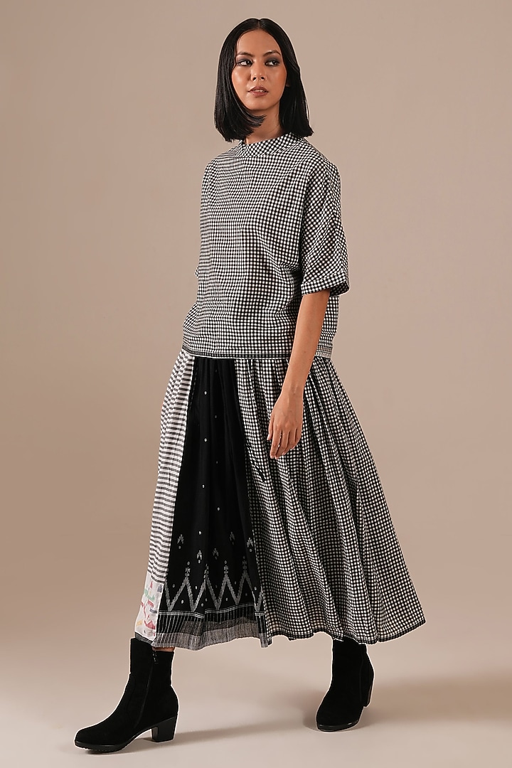 Black Handwoven Jamdani & Cotton Gathered Skirt Set by Indigo Dreams at Pernia's Pop Up Shop