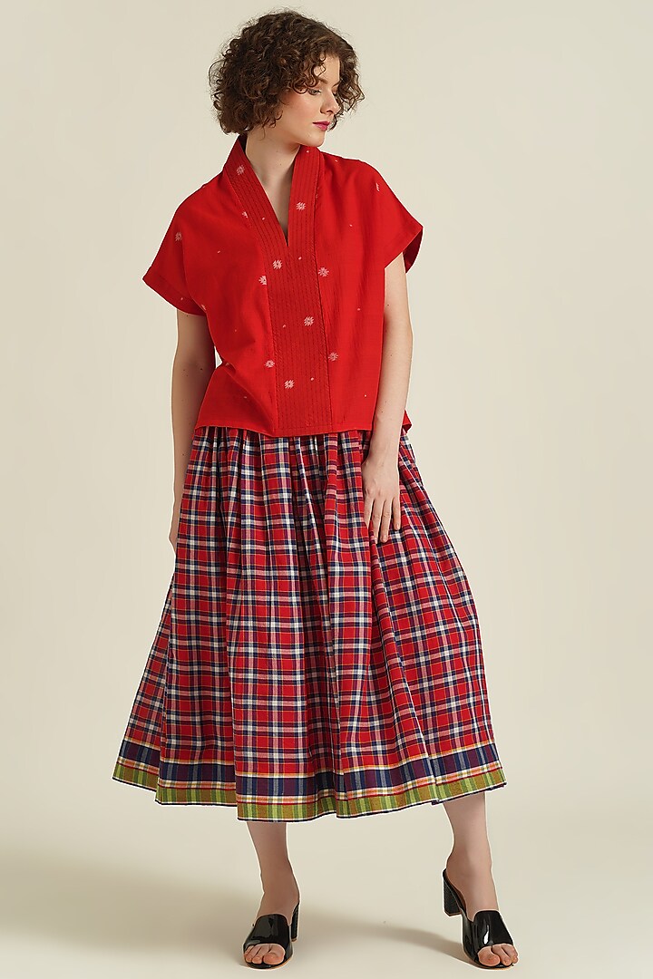 Red Handwoven Jamdani Cotton Gathered Skirt Set by Indigo Dreams