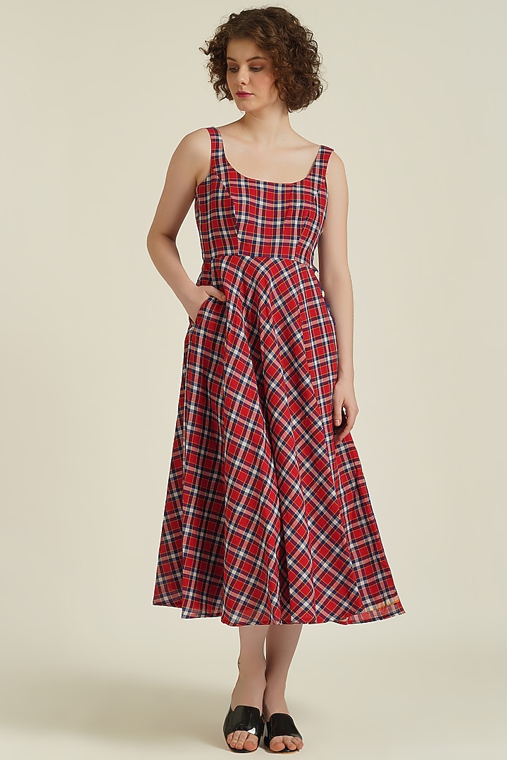 Red Handwoven Jamdani Cotton Flared Summer Dress by Indigo Dreams at Pernia's Pop Up Shop