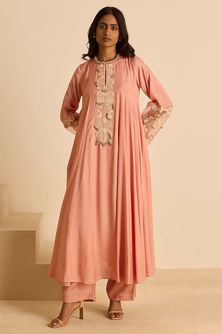 Pink Cotton Silk Dori Embroidered Kalidar Kurta Set by Inej at Pernia's Pop Up Shop