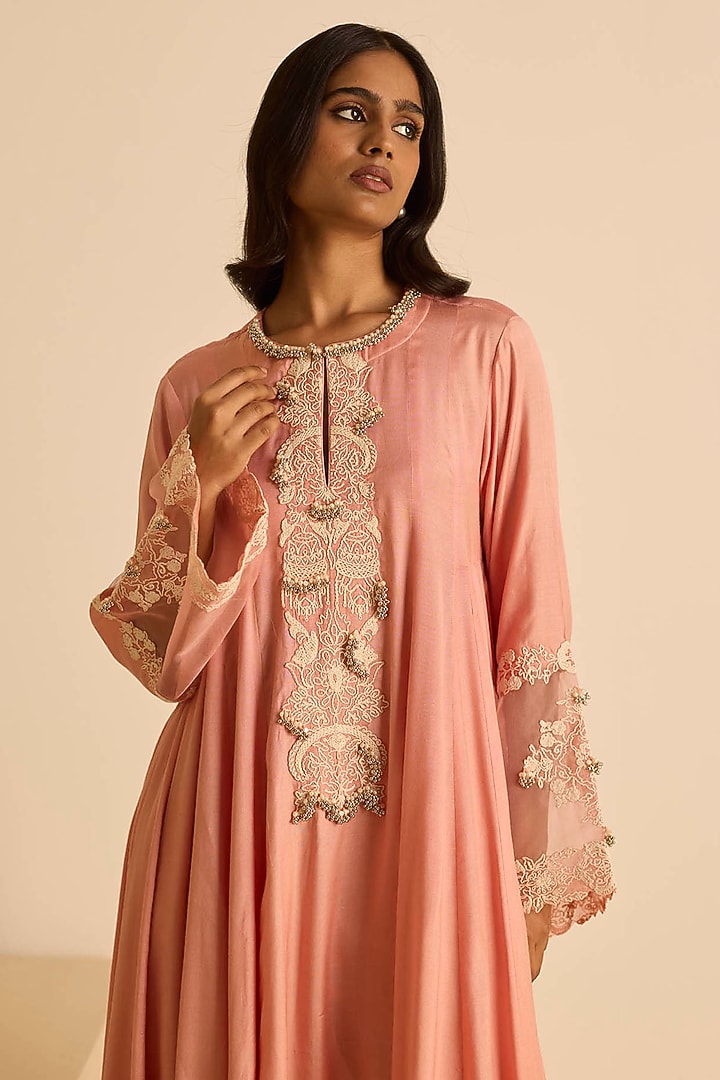 Pink Cotton Silk Dori Embroidered Kalidar Kurta Set by Inej at Pernia's Pop Up Shop