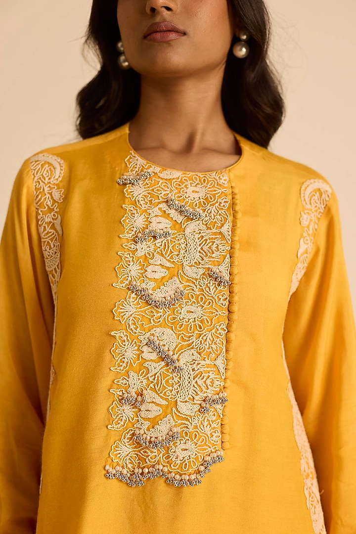 Orange Cotton Silk Dori Embroidered Kashmiri Short Kurta Set by Inej at Pernia's Pop Up Shop