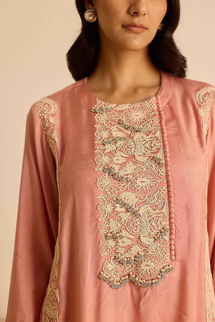 Pink Cotton Silk Dori Embroidered Kashmiri Short Kurta Set by Inej at Pernia's Pop Up Shop