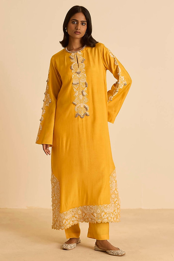 Orange Cotton Silk Dori Embroidered Straight Kurta Set by Inej at Pernia's Pop Up Shop