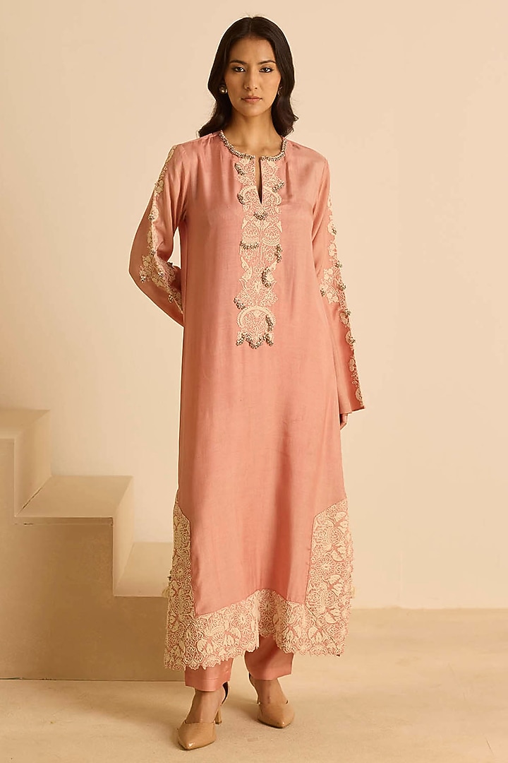 Pink Cotton Silk Dori Embroidered Straight Kurta Set by Inej at Pernia's Pop Up Shop