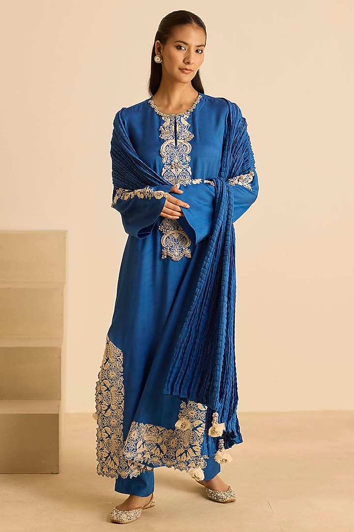 Blue Cotton Silk Dori Embroidered Straight Kurta Set by Inej at Pernia's Pop Up Shop