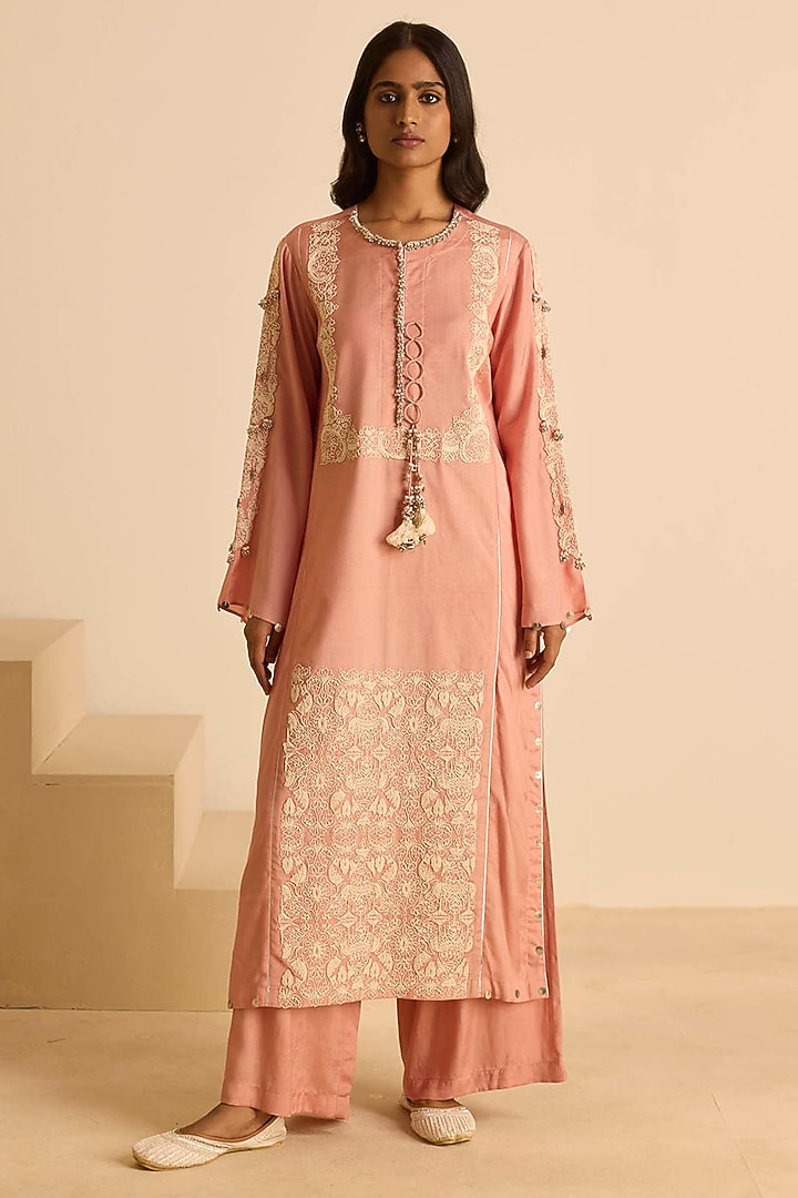 Pink Cotton Silk Dori Embroidered Straight Kurta Set by Inej at Pernia's Pop Up Shop