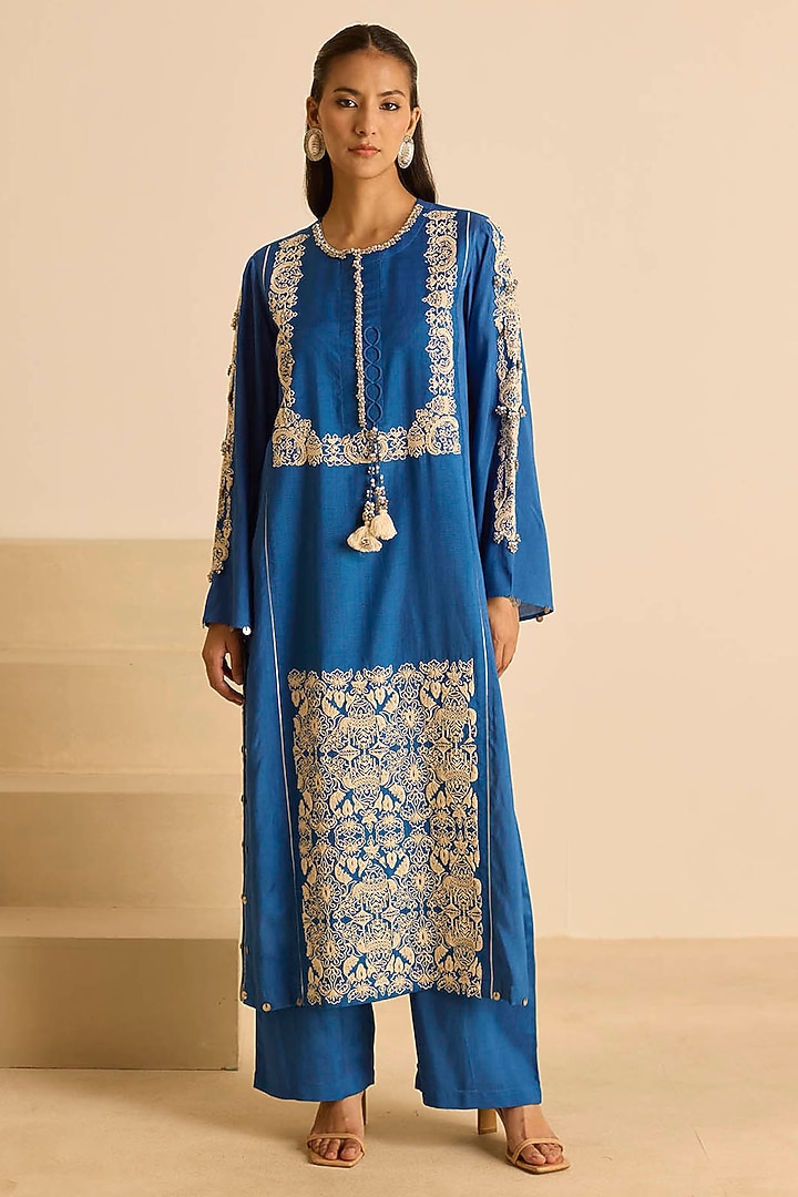 Blue Cotton Silk Dori Embroidered Straight Kurta Set by Inej at Pernia's Pop Up Shop