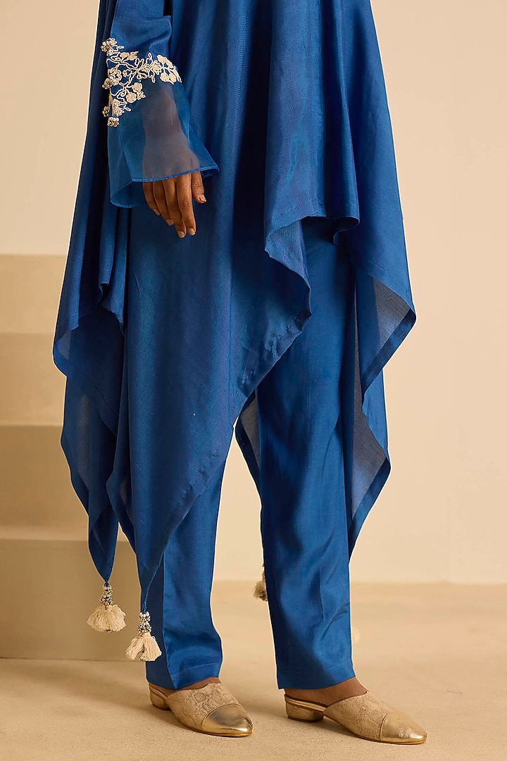 Blue Cotton Silk Dori Embroidered Co-Ord Set by Inej at Pernia's Pop Up Shop