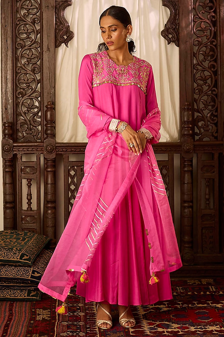 Hot Pink Cotton Silk Zari & Thread Embroidered Kalidar Kurta Set by Inej at Pernia's Pop Up Shop