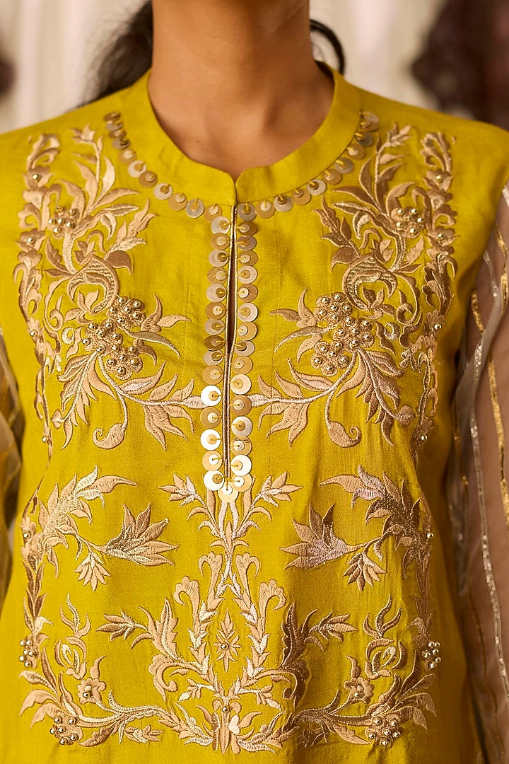 Mustard Cotton Silk Zari & Thread Embroidered Co-Ord Set by Inej at Pernia's Pop Up Shop