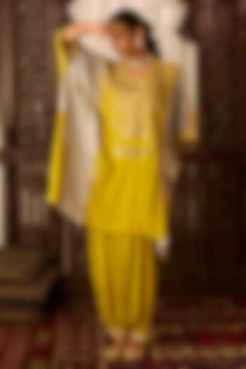 Mustard & Grey Cotton Silk Gota Embroidered Kaftan Set by Inej at Pernia's Pop Up Shop