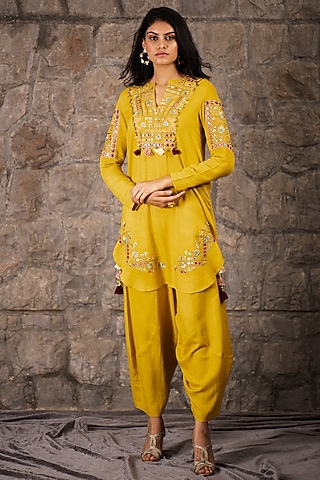 Mustard Embroidered Kashmiri Kurta Set by Inej