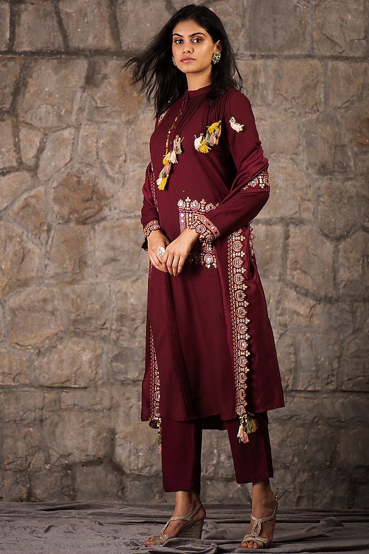 Maroon Embroidered Dupatta by Inej
