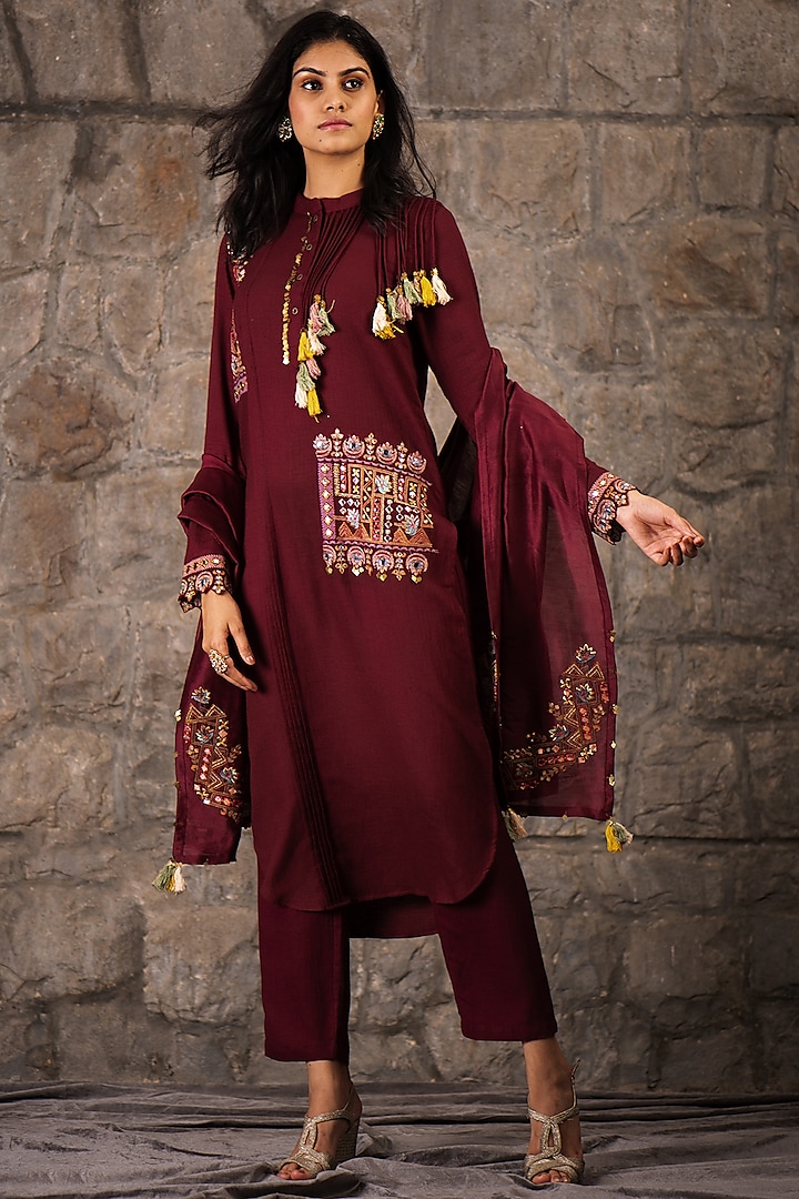 Maroon Motif Embroidered Dupatta by Inej