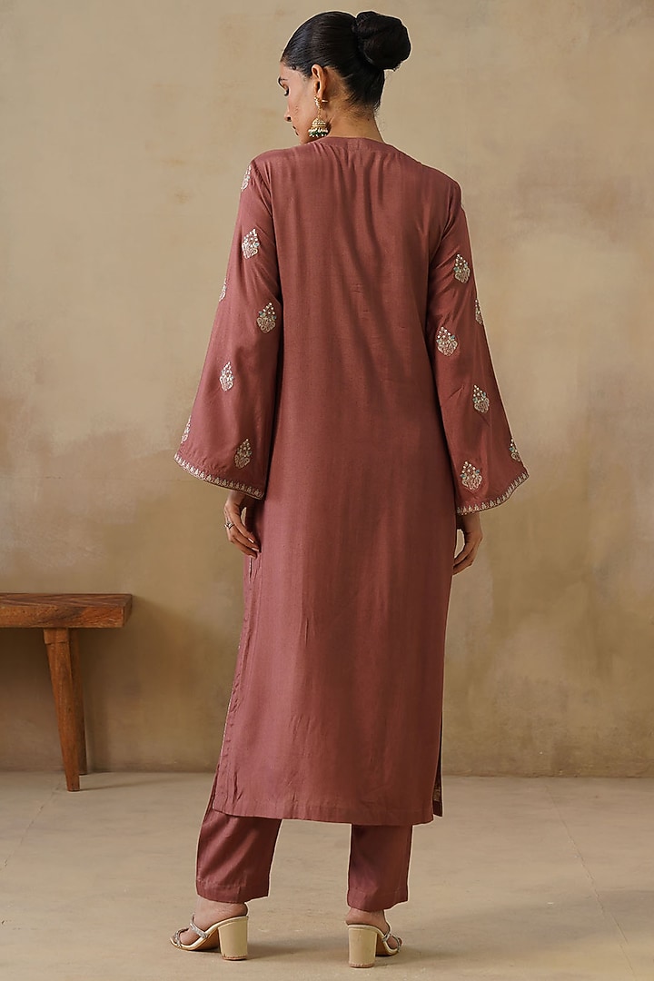 Brown Cotton Silk Thread Embroidered Straight-Cut Kurta Set by Inej at Pernia's Pop Up Shop