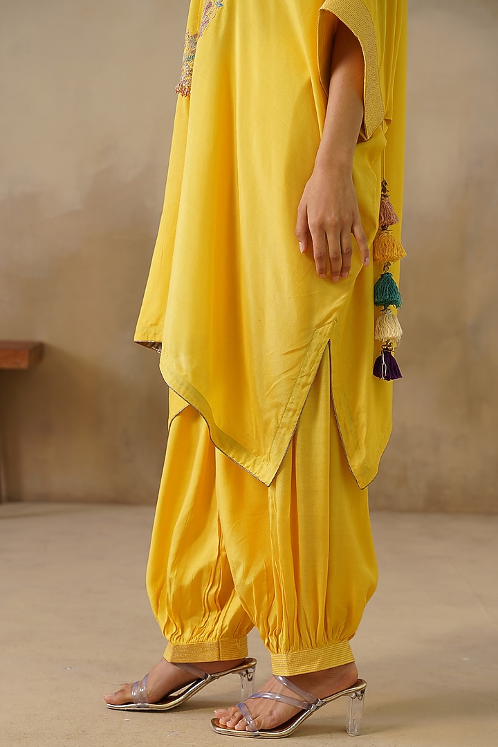 Yellow Cotton Silk Embroidered Kaftan Set by Inej at Pernia's Pop Up Shop