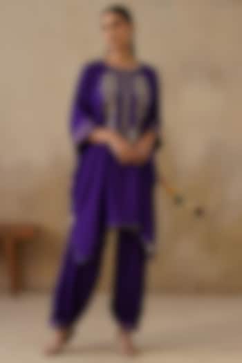 Purple Cotton Silk Embroidered Kaftan Set by Inej at Pernia's Pop Up Shop