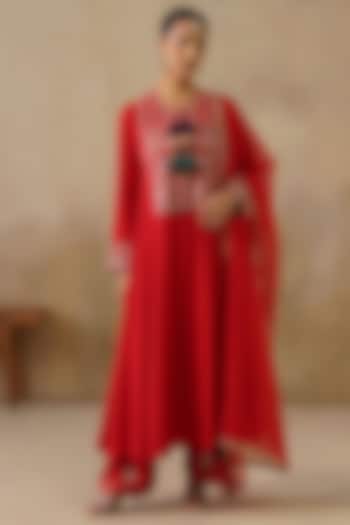 Red Cotton Silk Thread Embroidered Kalidar Kurta Set by Inej at Pernia's Pop Up Shop