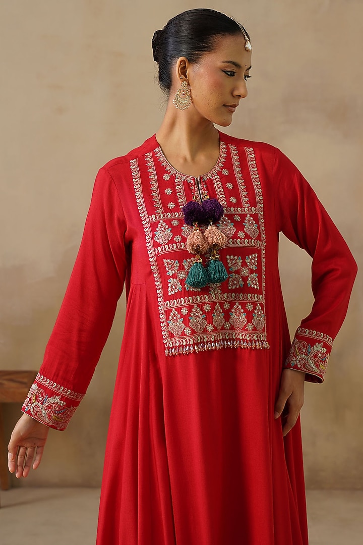 Red Cotton Silk Thread Embroidered Kalidar Kurta Set by Inej at Pernia's Pop Up Shop