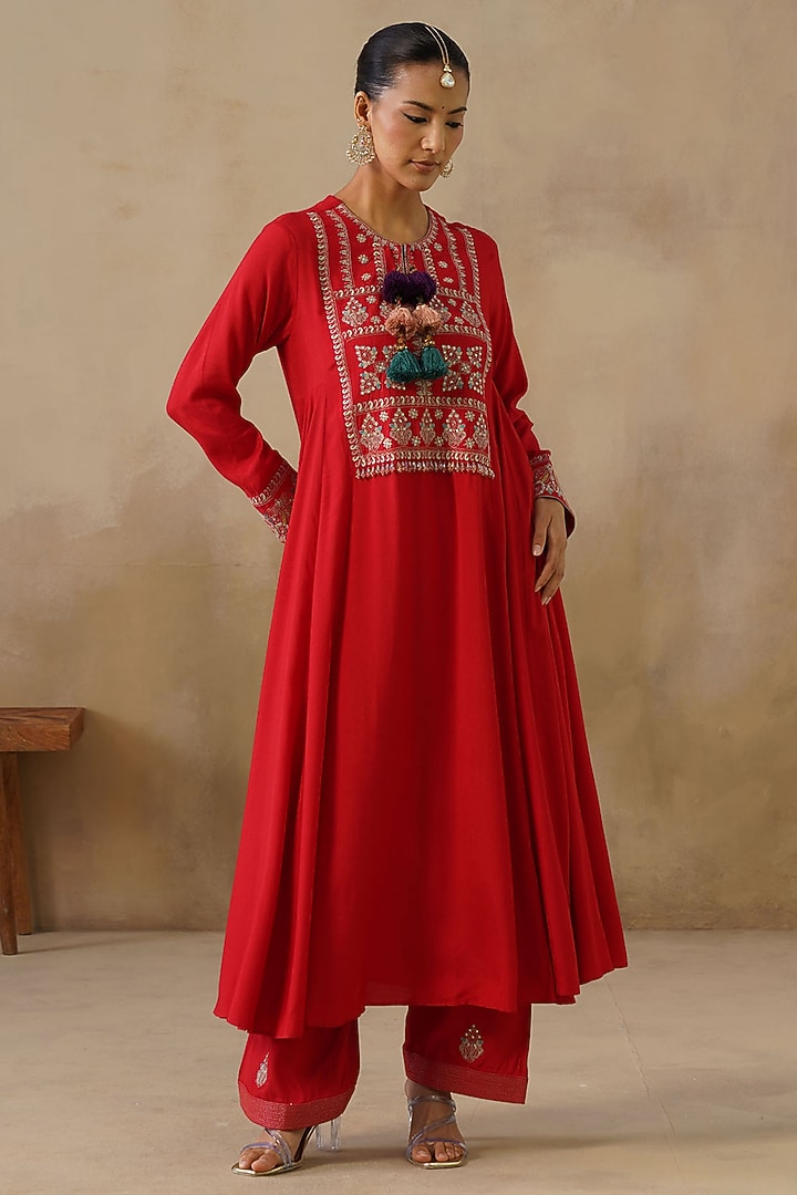 Red Cotton Silk Thread Embroidered Kalidar Kurta Set by Inej at Pernia's Pop Up Shop
