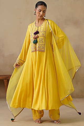 Yellow Cotton Silk Thread Embroidered Kalidar Kurta Set by Inej