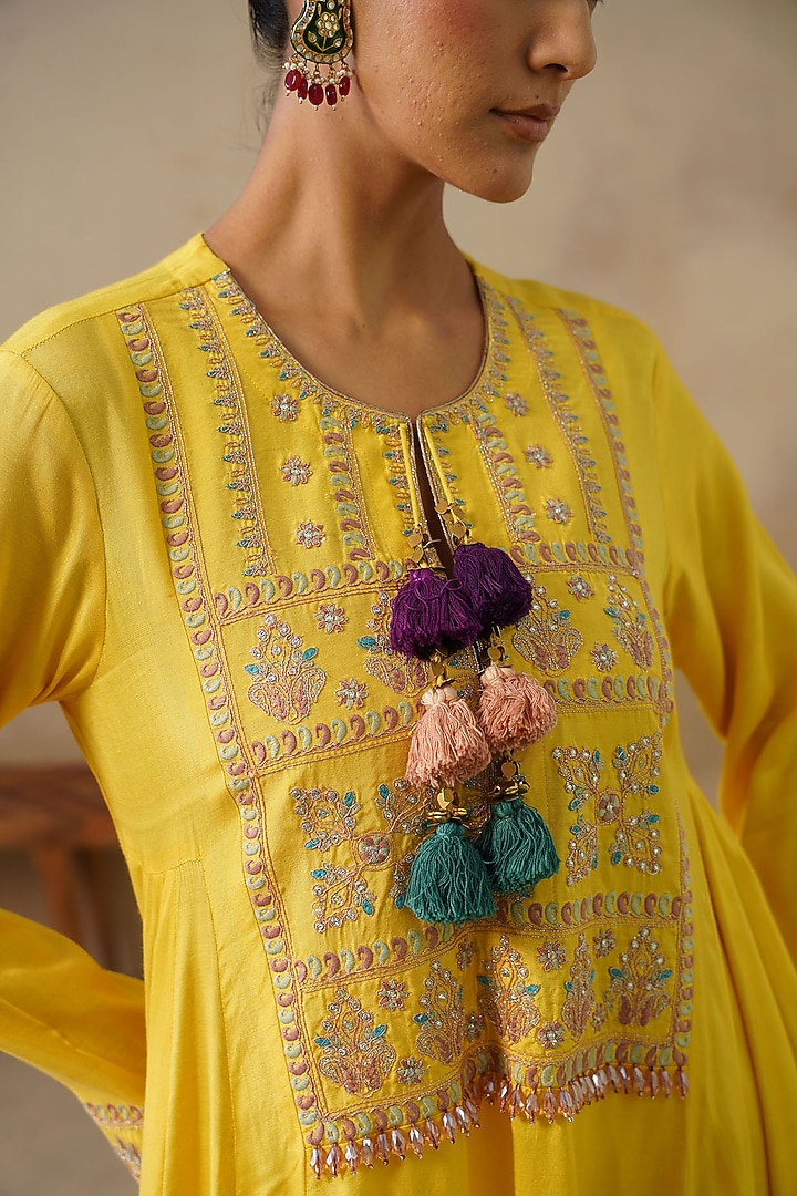 Yellow Cotton Silk Thread Embroidered Kalidar Kurta Set by Inej at Pernia's Pop Up Shop