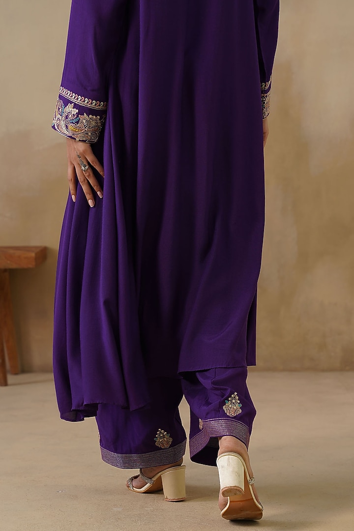 Purple Cotton Silk Thread Embroidered Kalidar Kurta Set by Inej at Pernia's Pop Up Shop