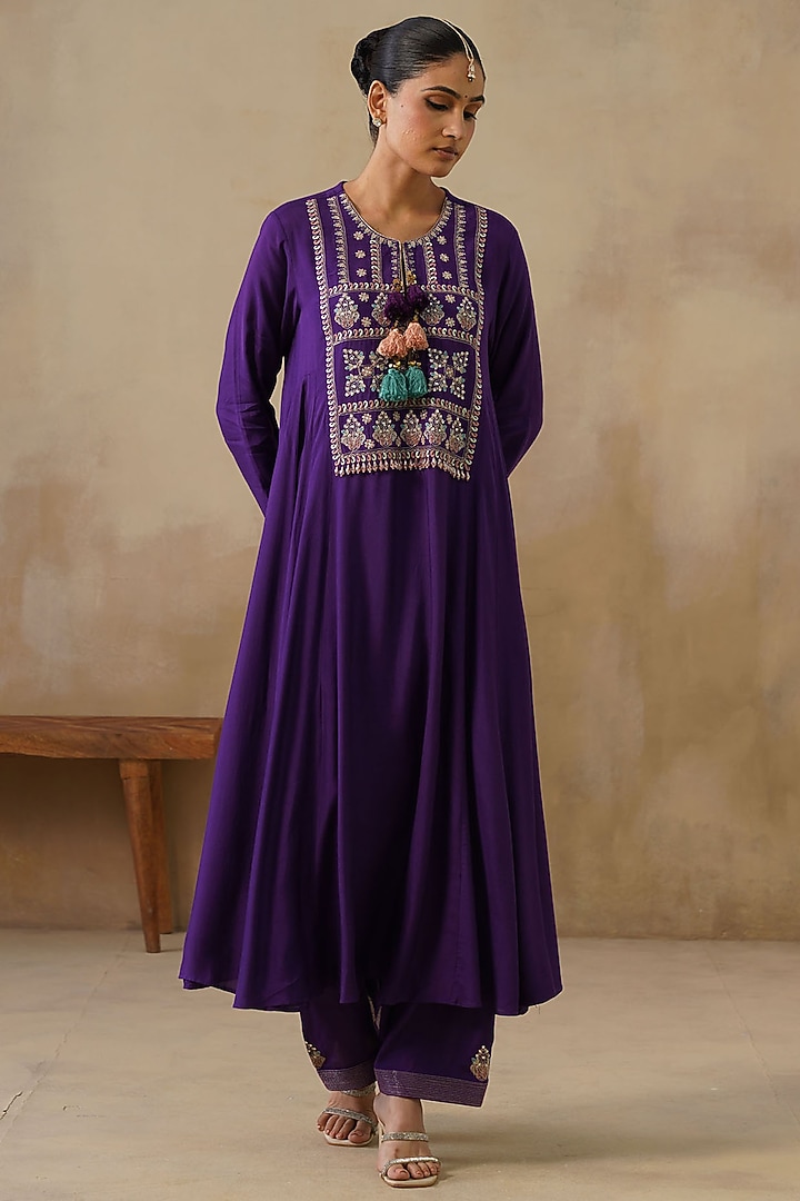 Purple Cotton Silk Thread Embroidered Kalidar Kurta Set by Inej at Pernia's Pop Up Shop