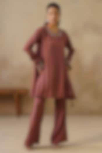 Brown Cotton Silk Embroidered Co-Ord Set by Inej at Pernia's Pop Up Shop