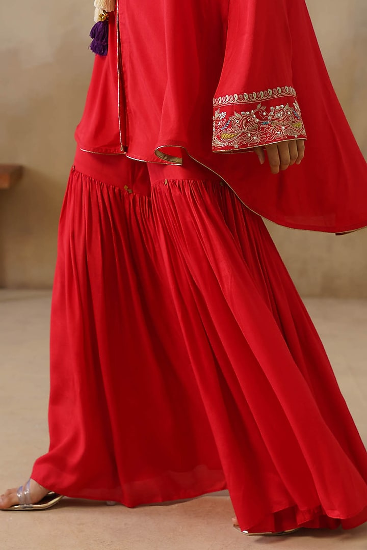 Red Cotton Silk Gharara Set by Inej at Pernia's Pop Up Shop