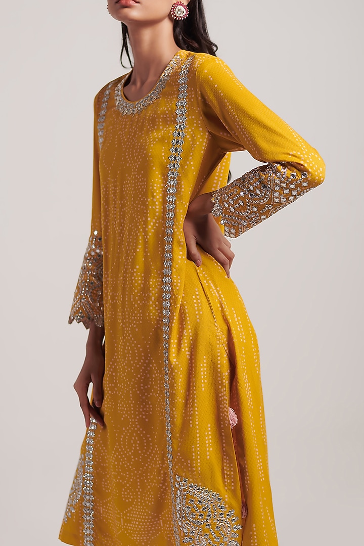 Mustard Embroidered Kurta Set by Inej at Pernia's Pop Up Shop
