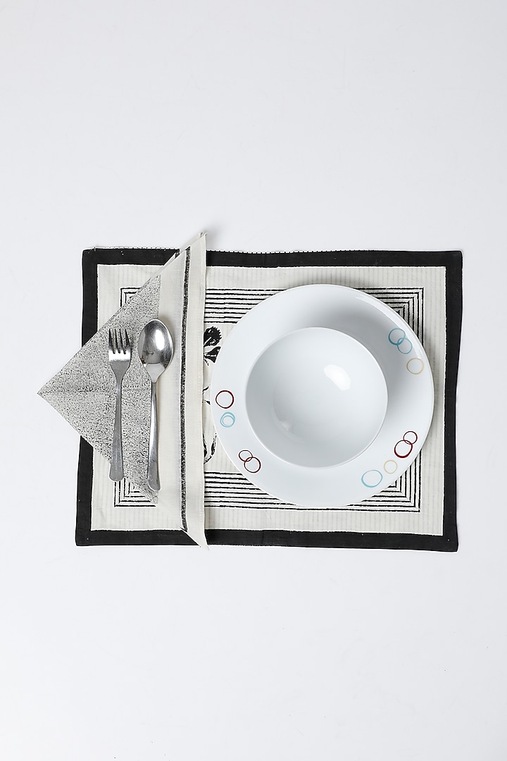 White & Black Cotton Table Mat & Napkin Set (Set of 8) by Inheritance India