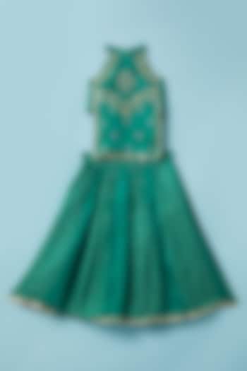 Emerald Green Bandhani Printed Lehenga Set For Girls by Inspired Needleworks