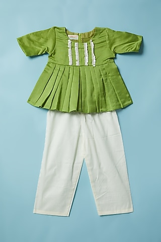 Green Chanderi Embellished Top Set For Girls by Inspired Needleworks