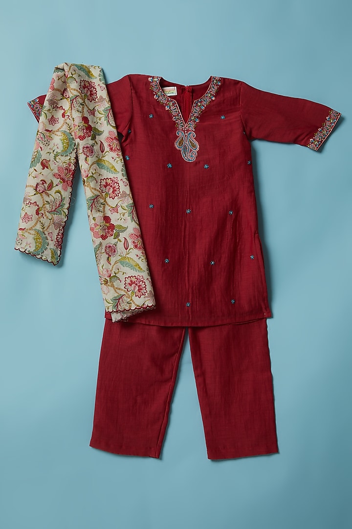 Maroon Chanderi Embroidered Kurta Set For Girls by Inspired Needleworks at Pernia's Pop Up Shop