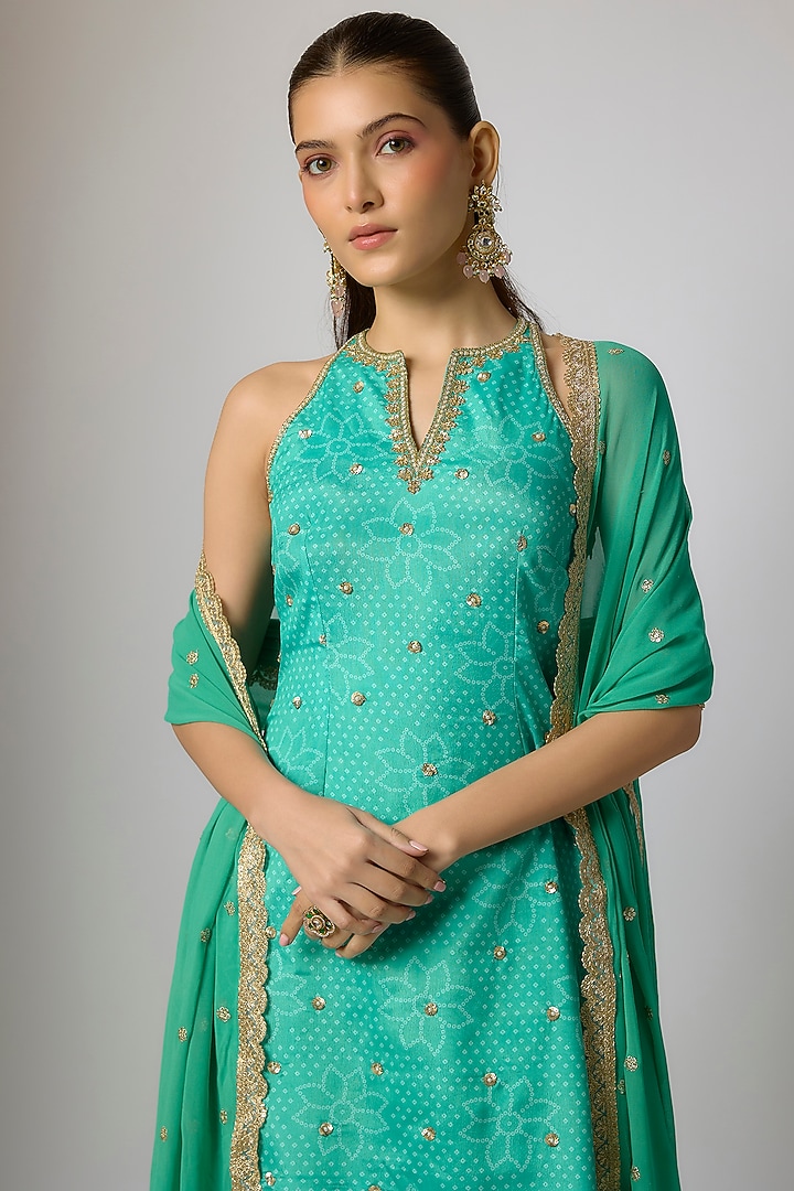 Teal Crepe & Georgette Bandhani Printed Kurta Set by Indian Wardrobe at Pernia's Pop Up Shop