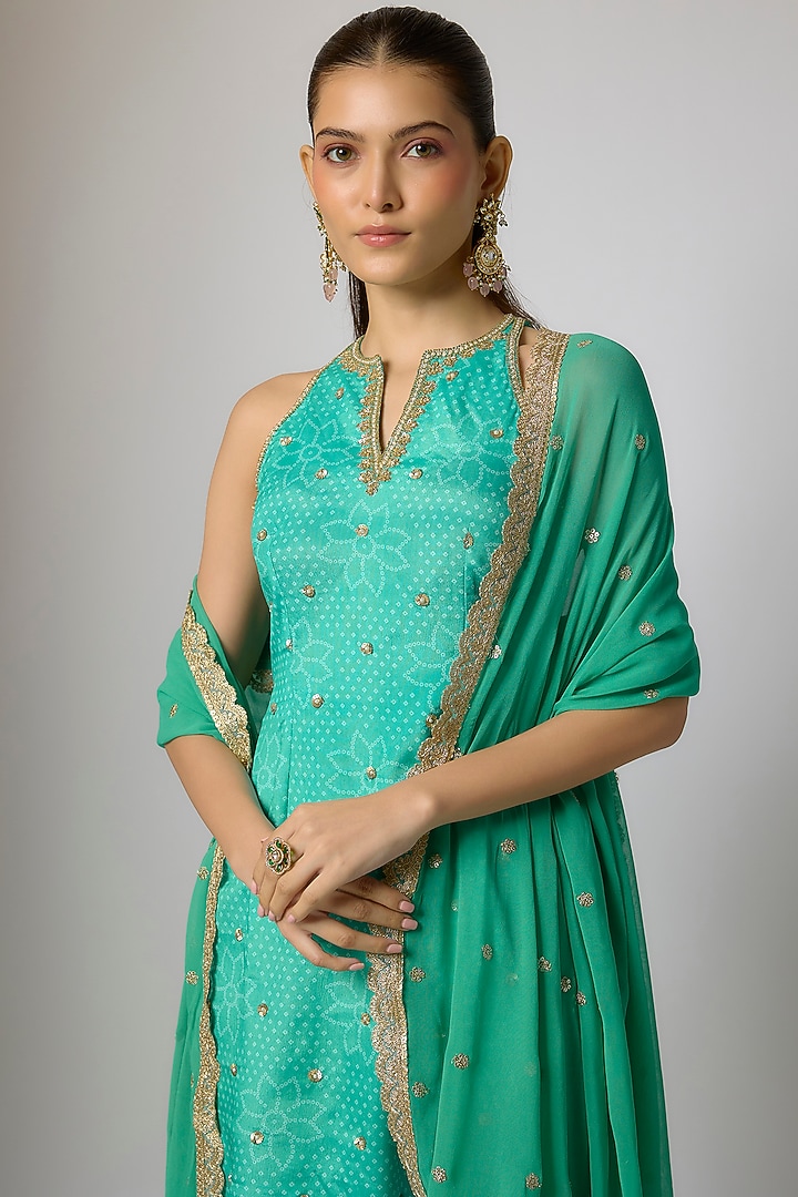 Teal Crepe & Georgette Bandhani Printed Kurta Set by Indian Wardrobe at Pernia's Pop Up Shop